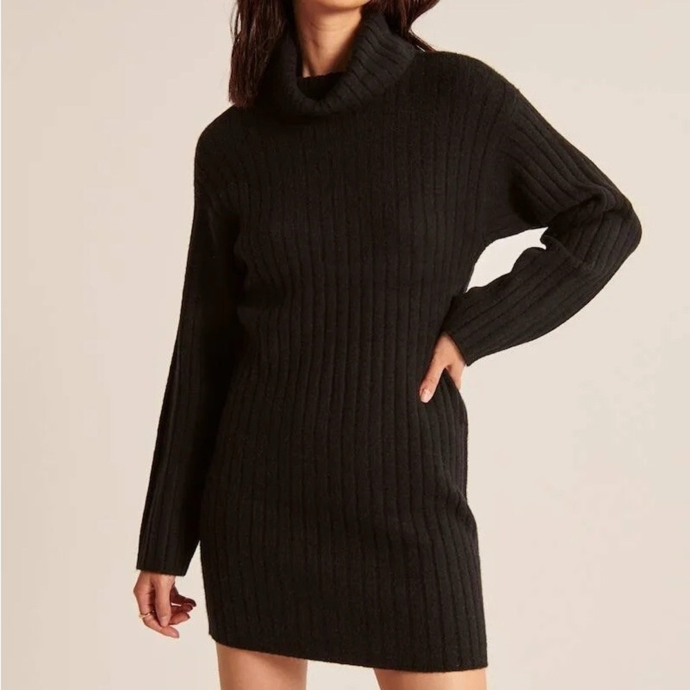 Abercrombie & Fitch Black Turtleneck Dress - Women’s XS Petite